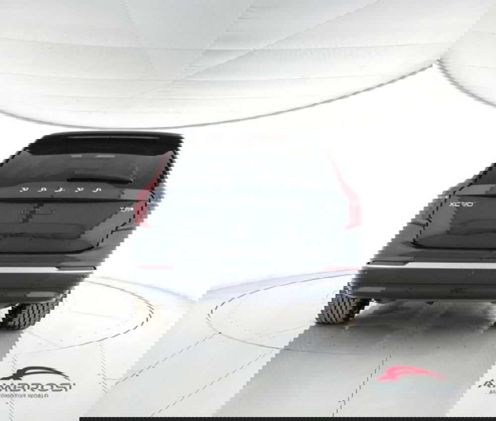 Volvo XC90 nuova a Perugia (6)