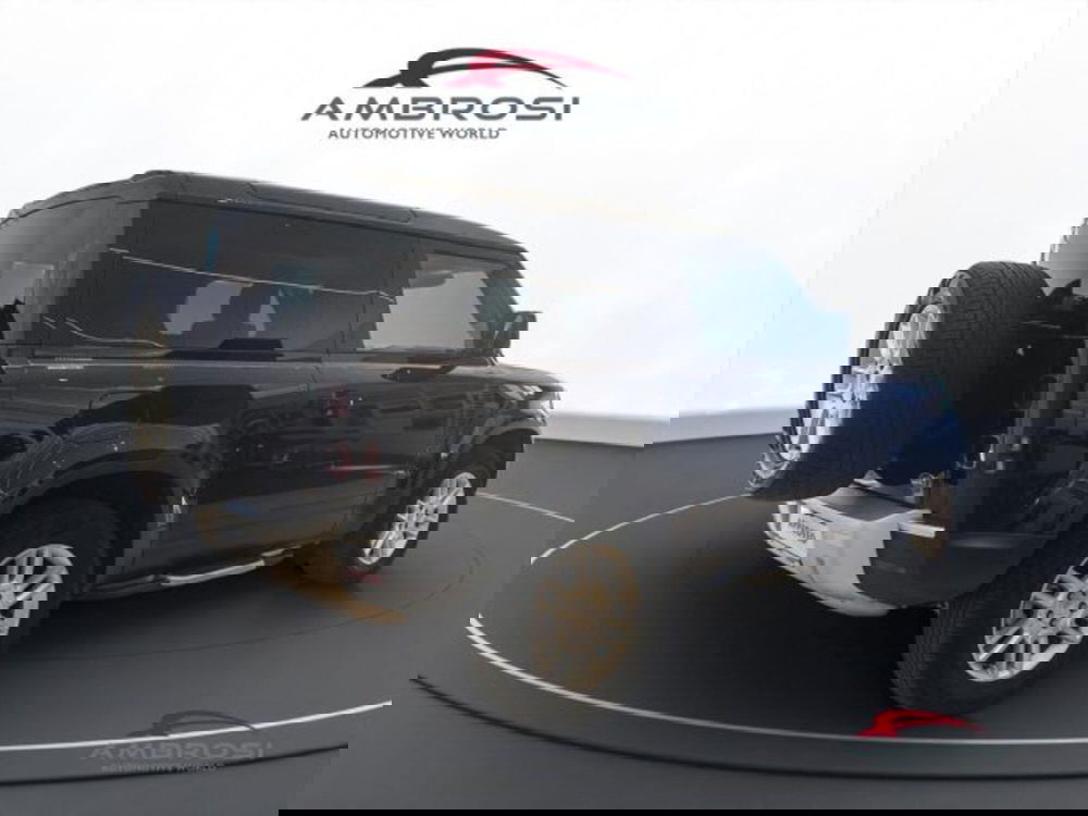 Land Rover Defender usata a Perugia (3)