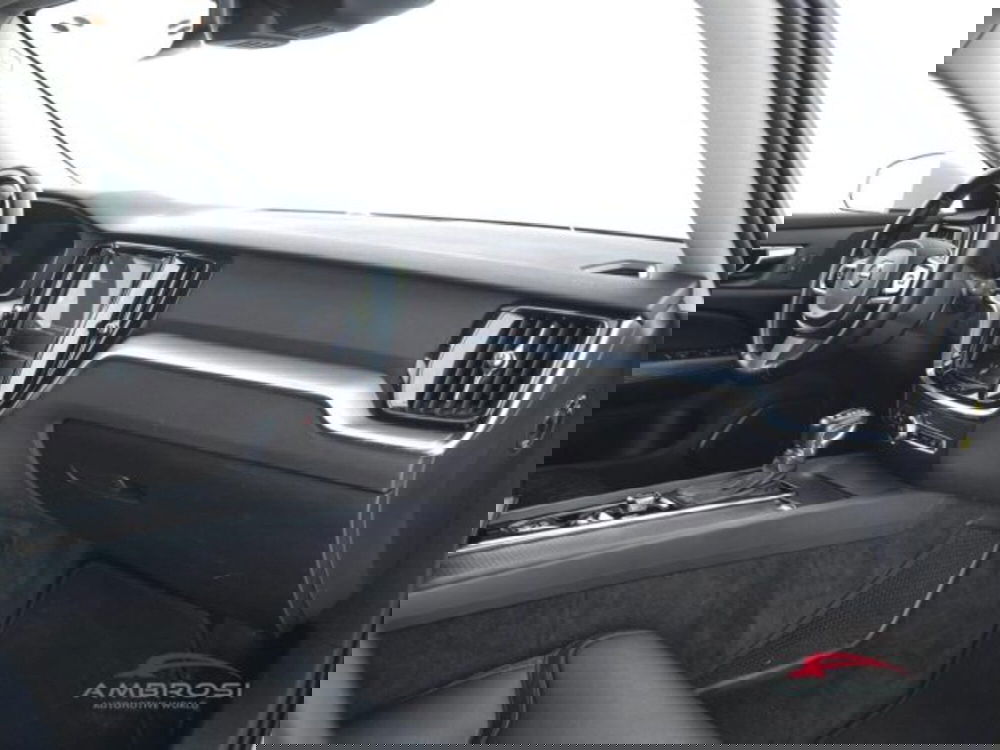 Volvo V60 Cross Country usata a Perugia (12)