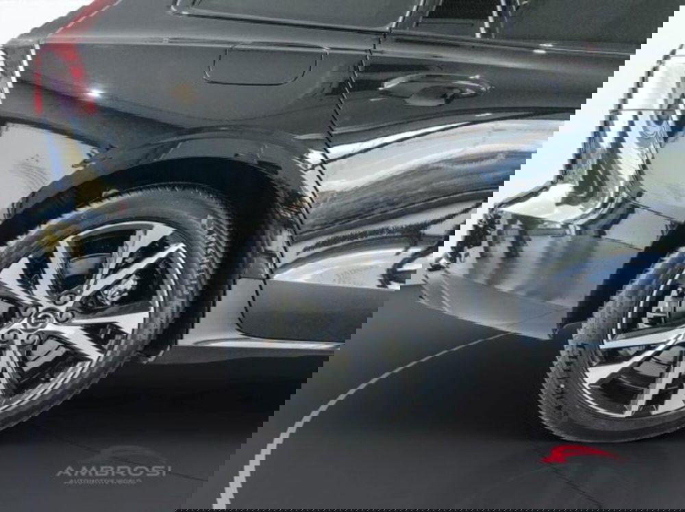 Volvo V60 nuova a Perugia (15)