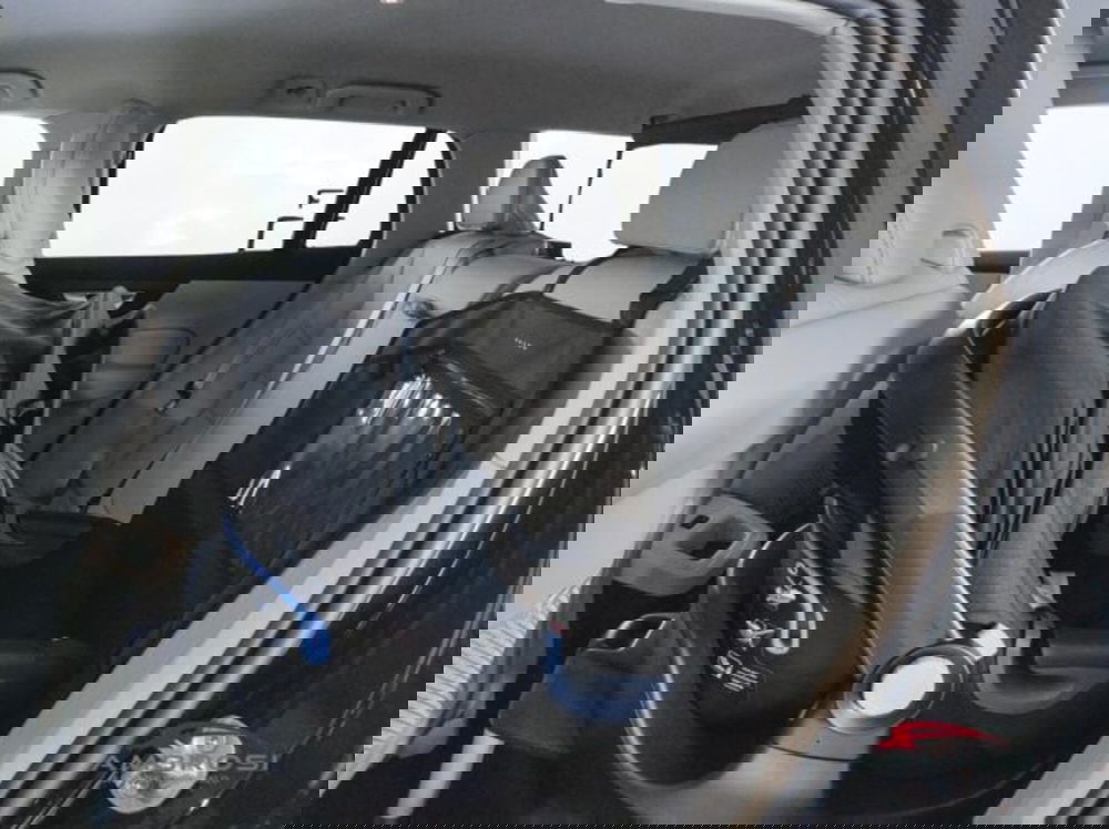 Volvo V60 nuova a Perugia (8)