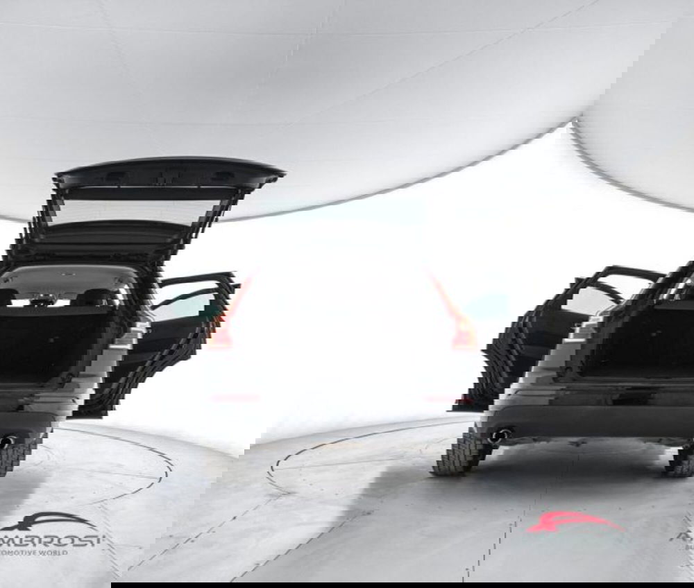 Volvo XC60 usata a Perugia (7)