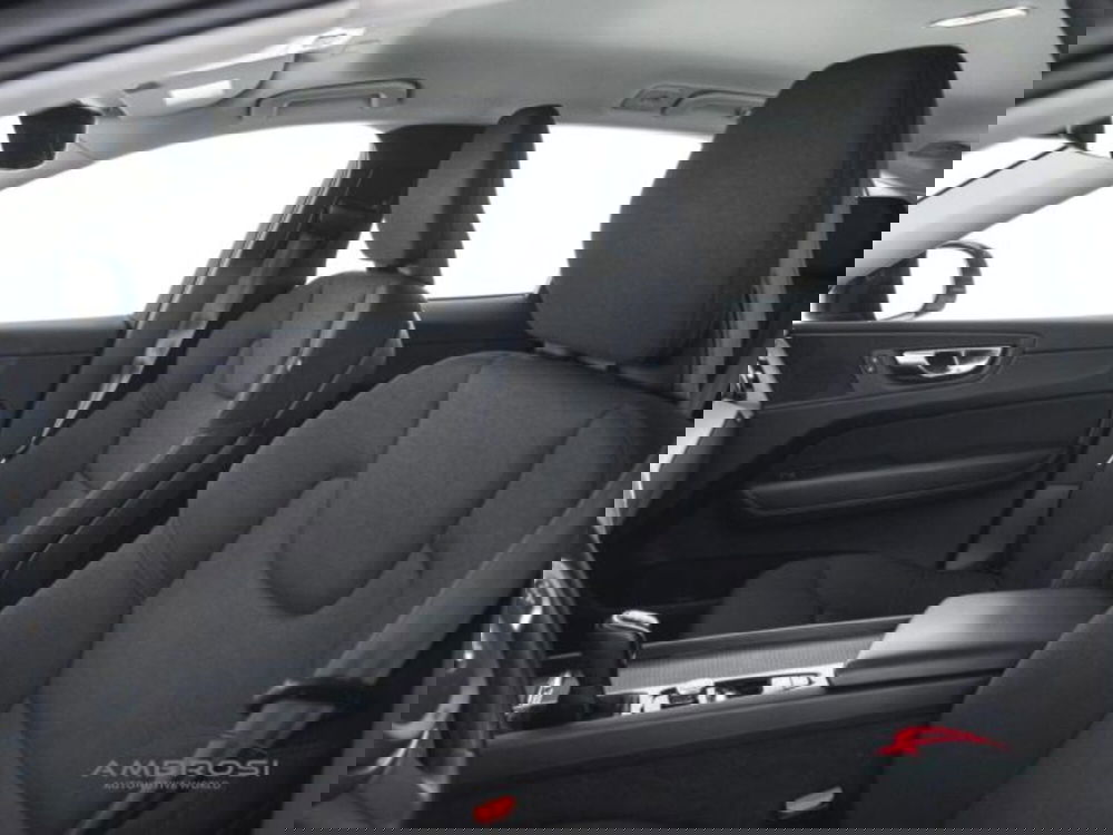 Volvo XC60 usata a Perugia (9)