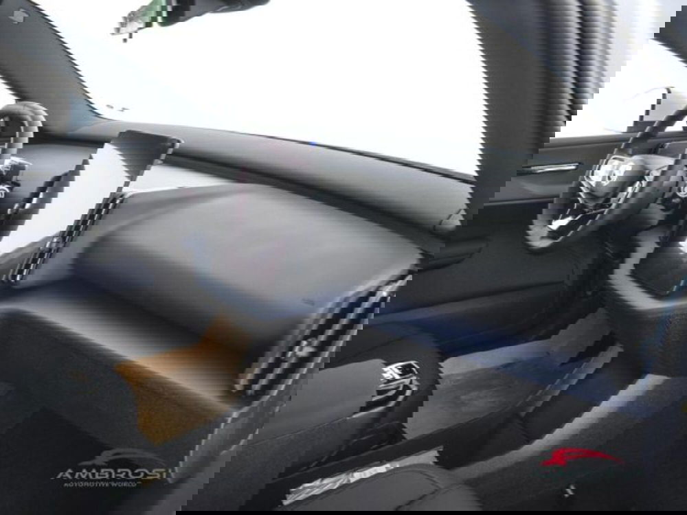 Volvo EX30 nuova a Perugia (12)