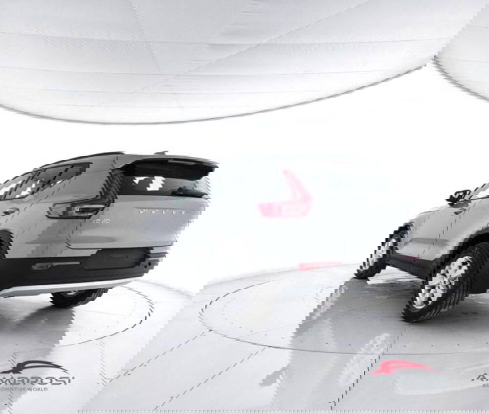 Volvo XC40 nuova a Perugia (4)