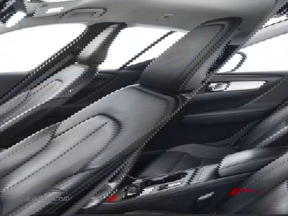 Volvo XC40 usata a Perugia (9)