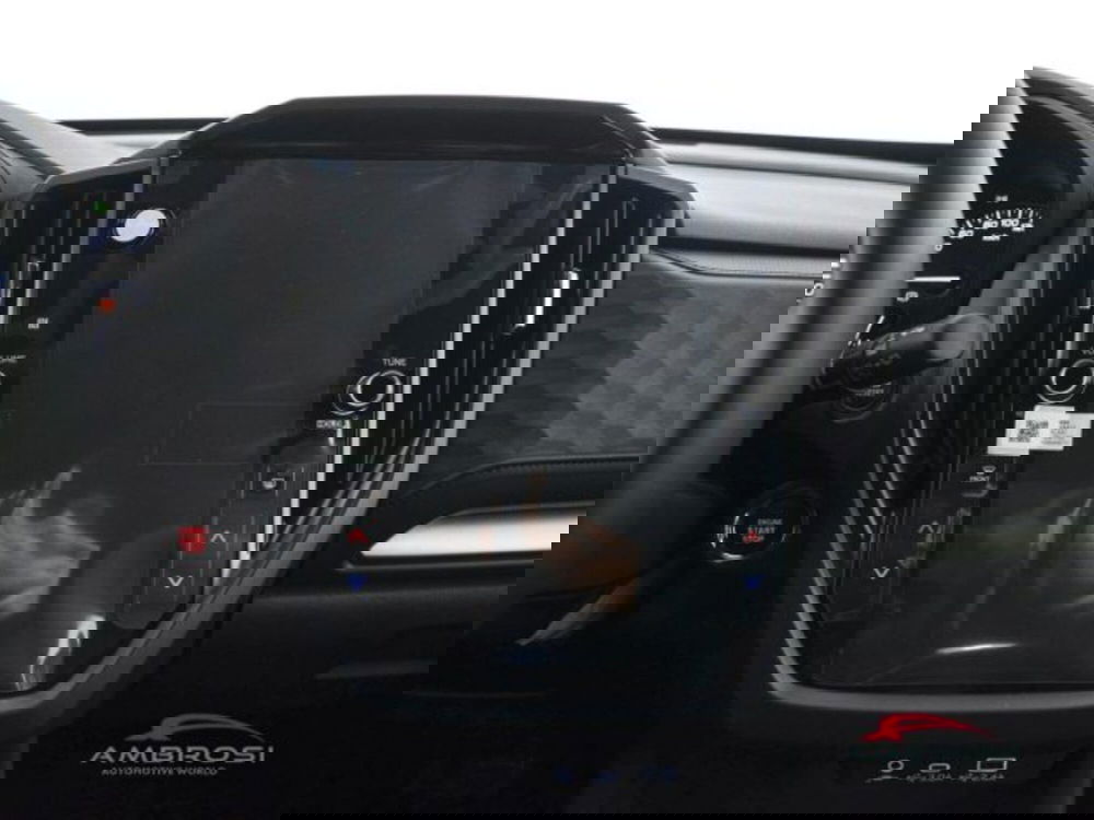 Subaru Forester nuova a Perugia (13)