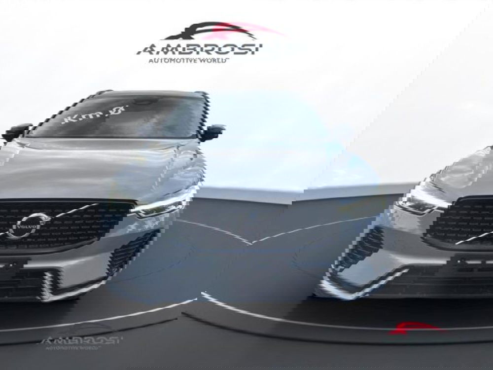 Volvo XC60 nuova a Perugia (7)