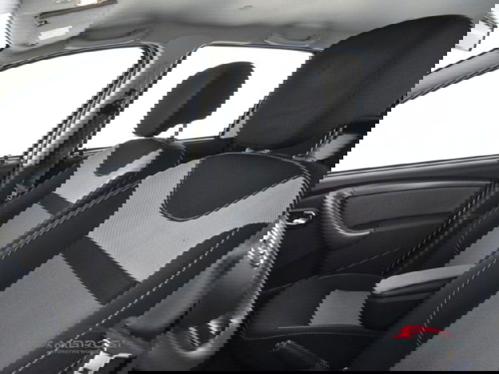 Dacia Duster usata a Perugia (9)