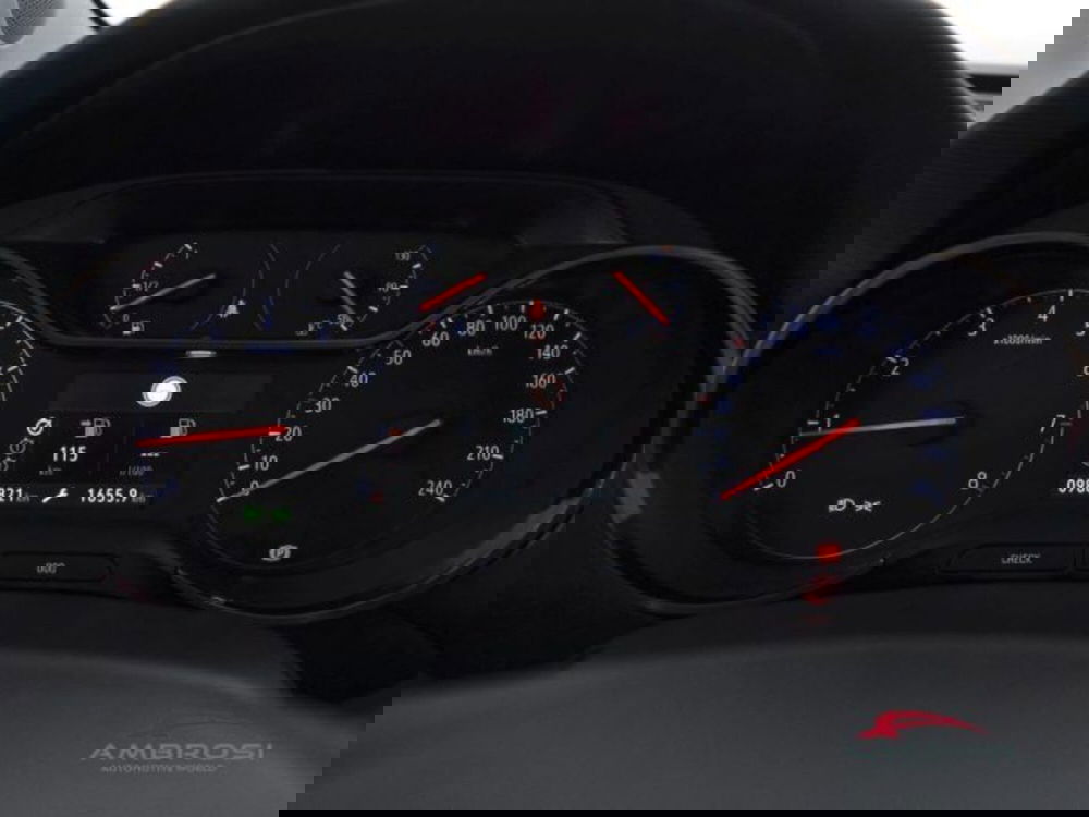 Opel Crossland X usata a Perugia (13)