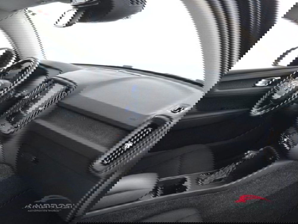 Volvo XC40 usata a Perugia (12)