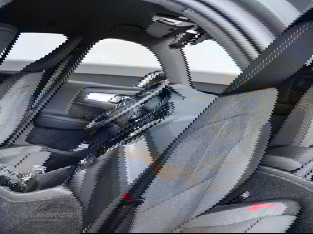 Volvo XC40 nuova a Perugia (10)