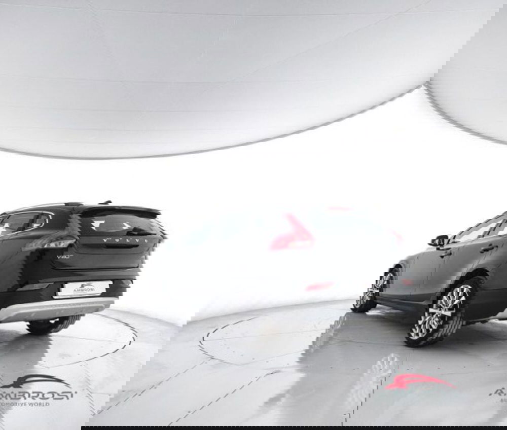 Volvo V40 Cross Country usata a Perugia (4)