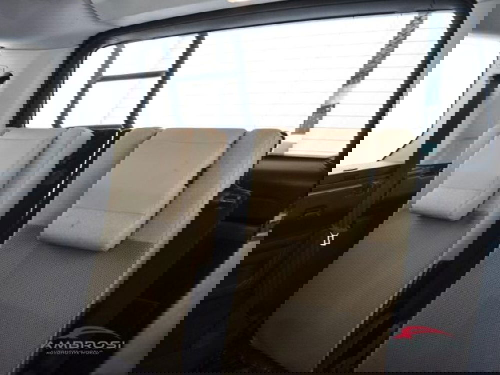 Land Rover Discovery usata a Perugia (11)