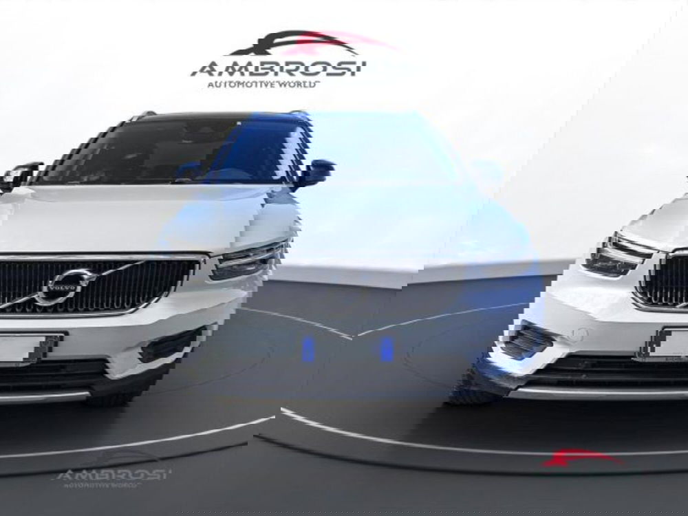Volvo XC40 usata a Perugia (7)