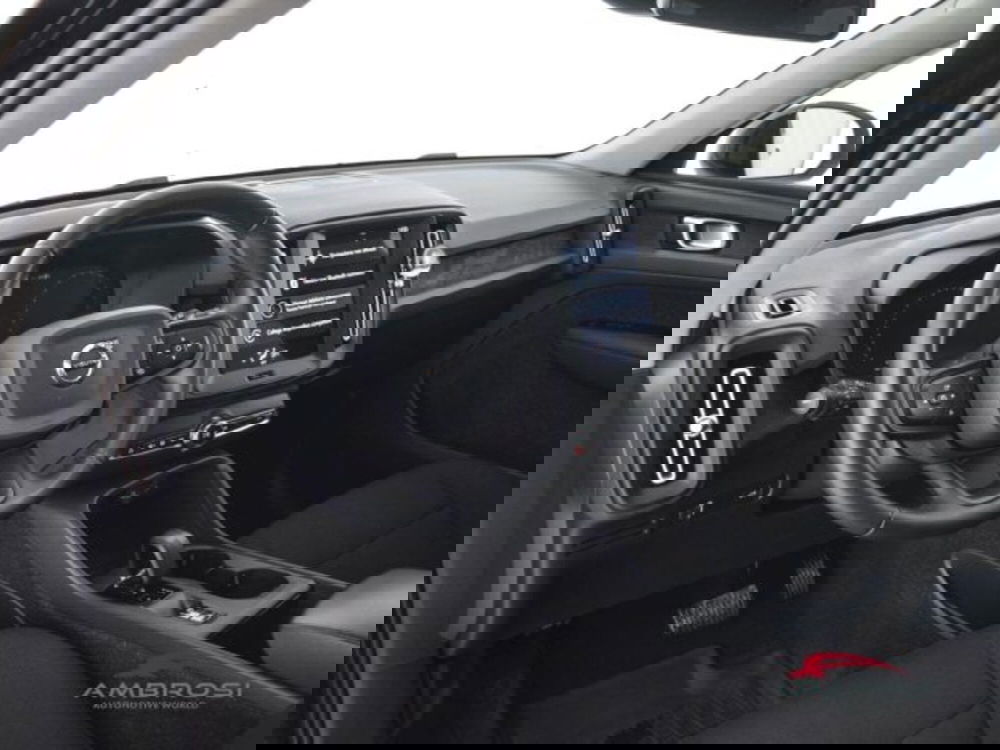 Volvo XC40 usata a Perugia (8)