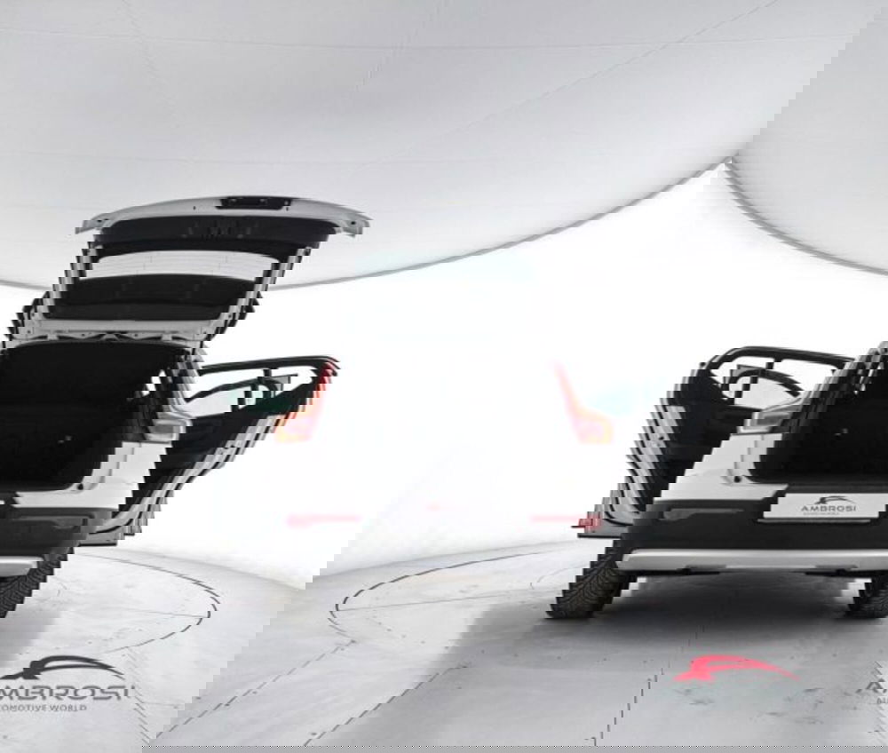 Volvo XC40 usata a Perugia (7)