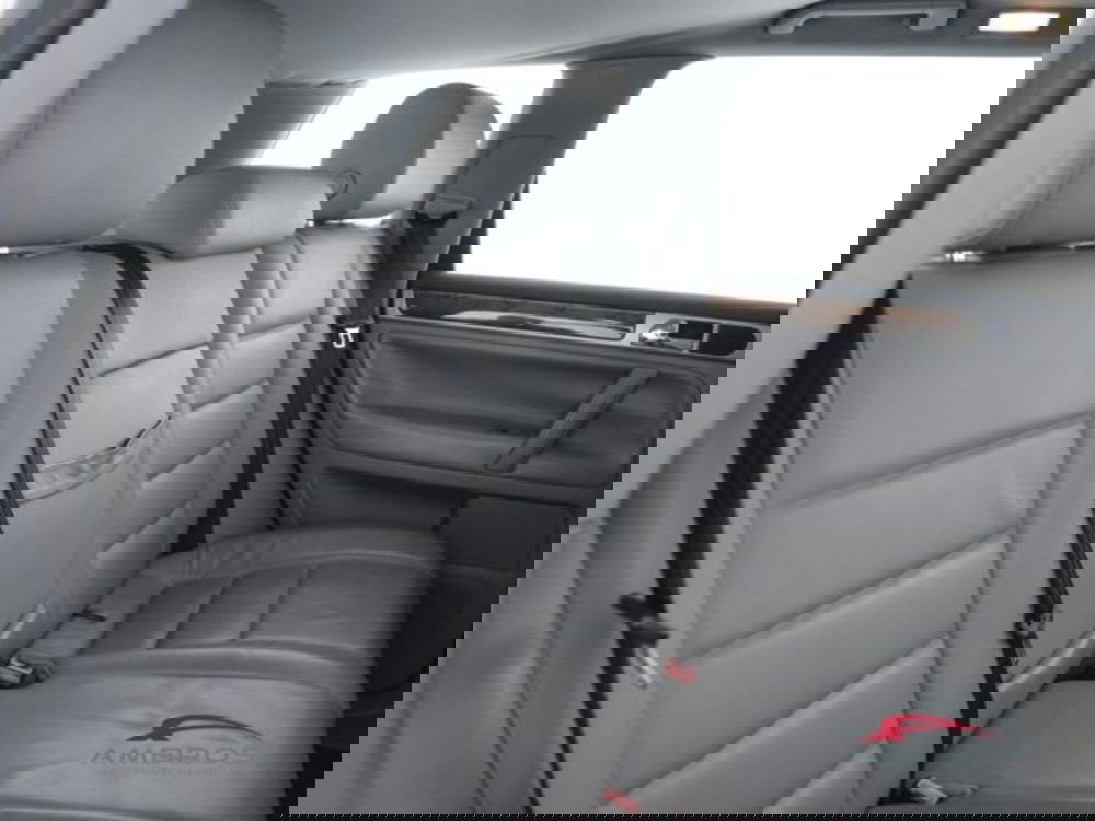 Volkswagen Touareg usata a Perugia (11)