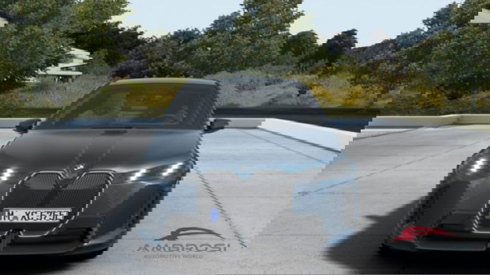 BMW iX nuova a Perugia (4)