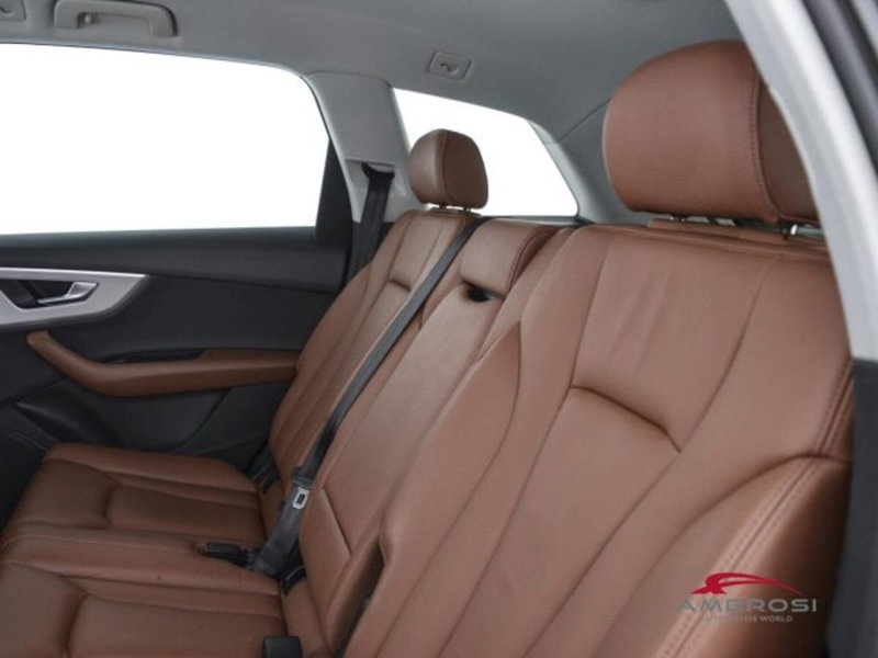 Audi Q7 usata a Perugia (10)