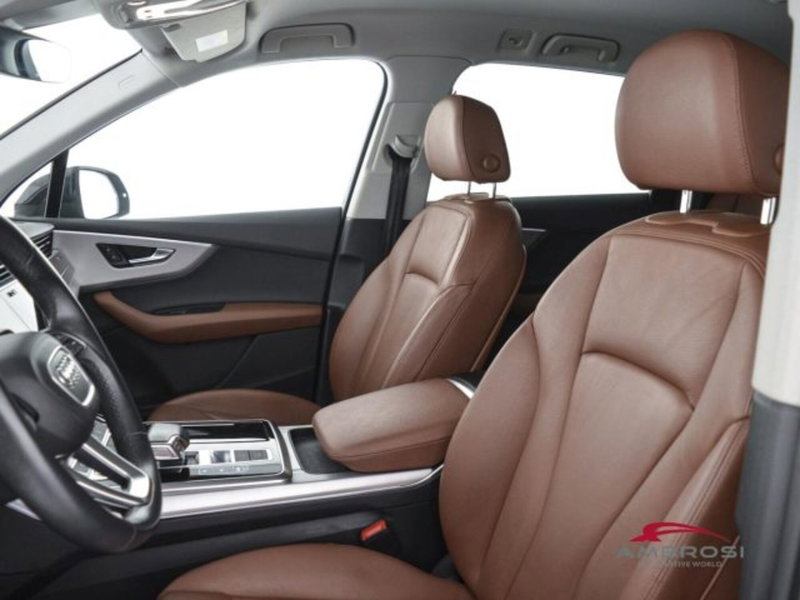 Audi Q7 usata a Perugia (9)