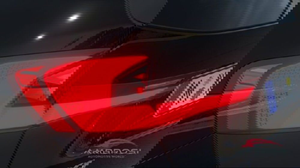 BMW iX1 usata a Perugia (8)