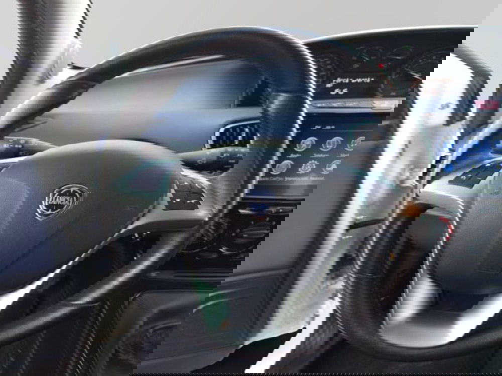 Lancia Ypsilon usata a Frosinone (18)