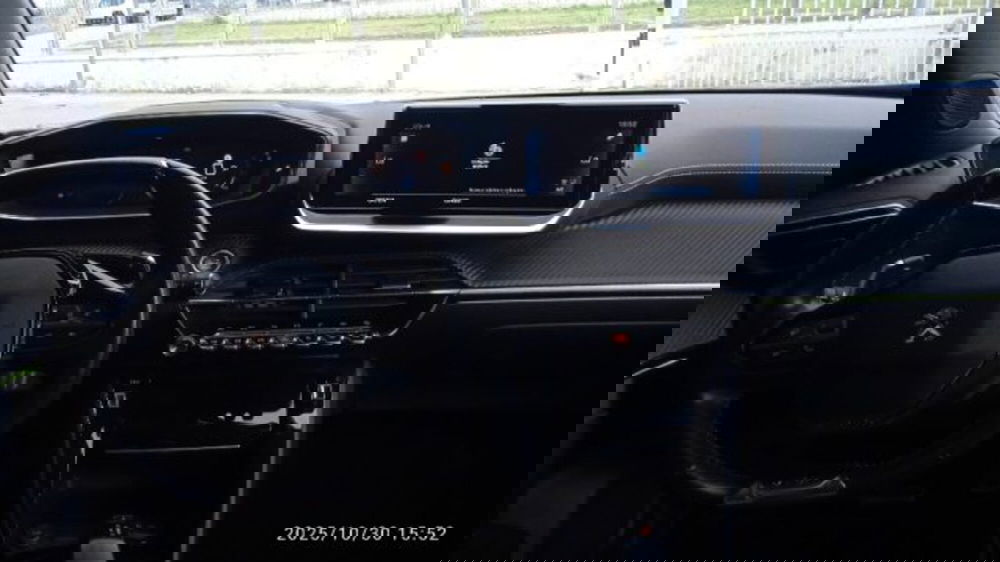 Peugeot 2008 usata a Frosinone (16)