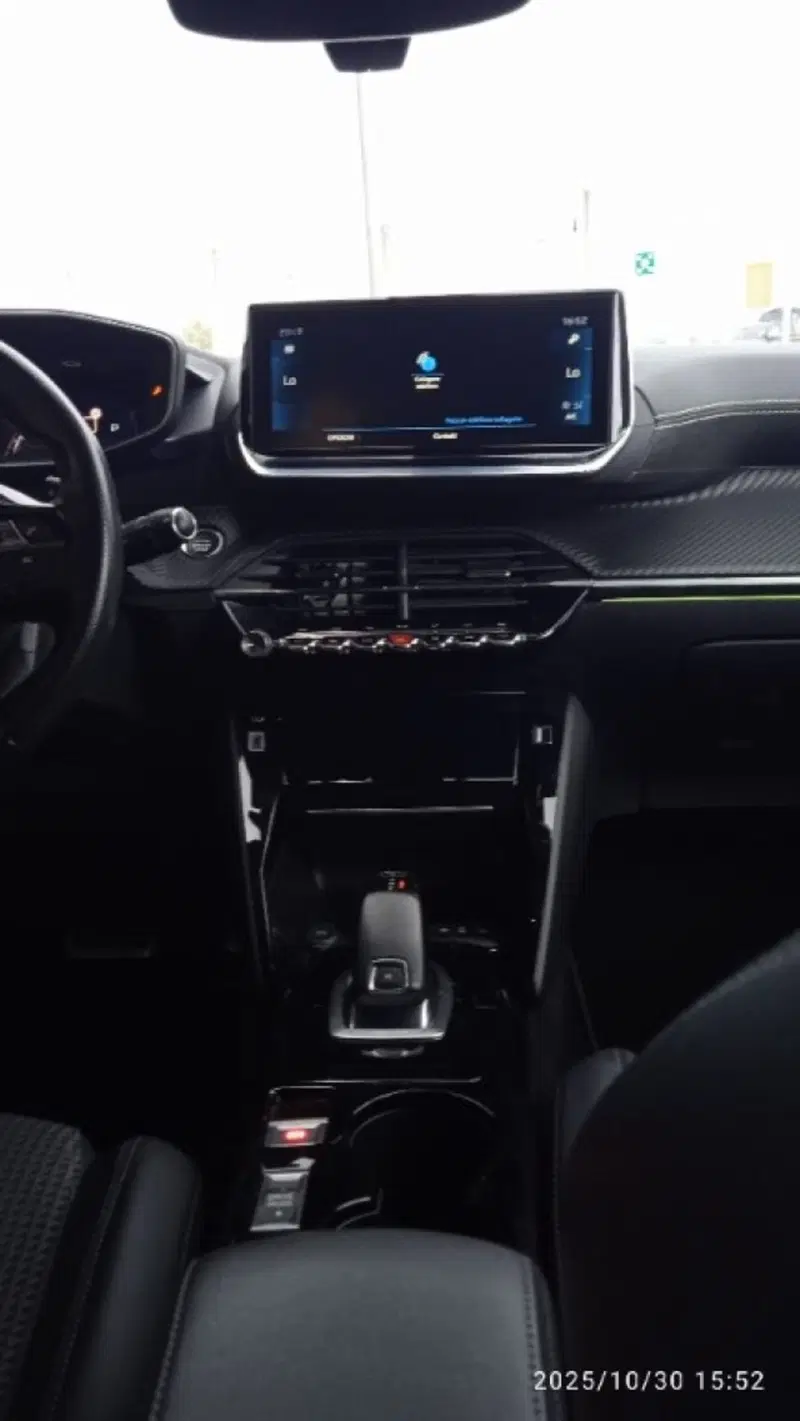 Peugeot 2008 usata a Frosinone (7)