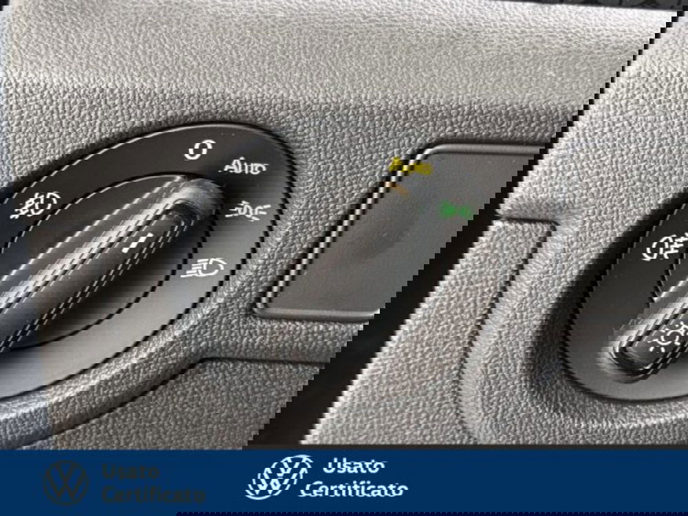 Volkswagen T-Cross usata a Vicenza (11)