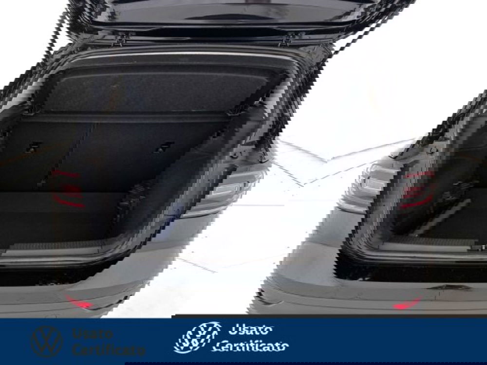 Volkswagen T-Cross usata a Vicenza (9)