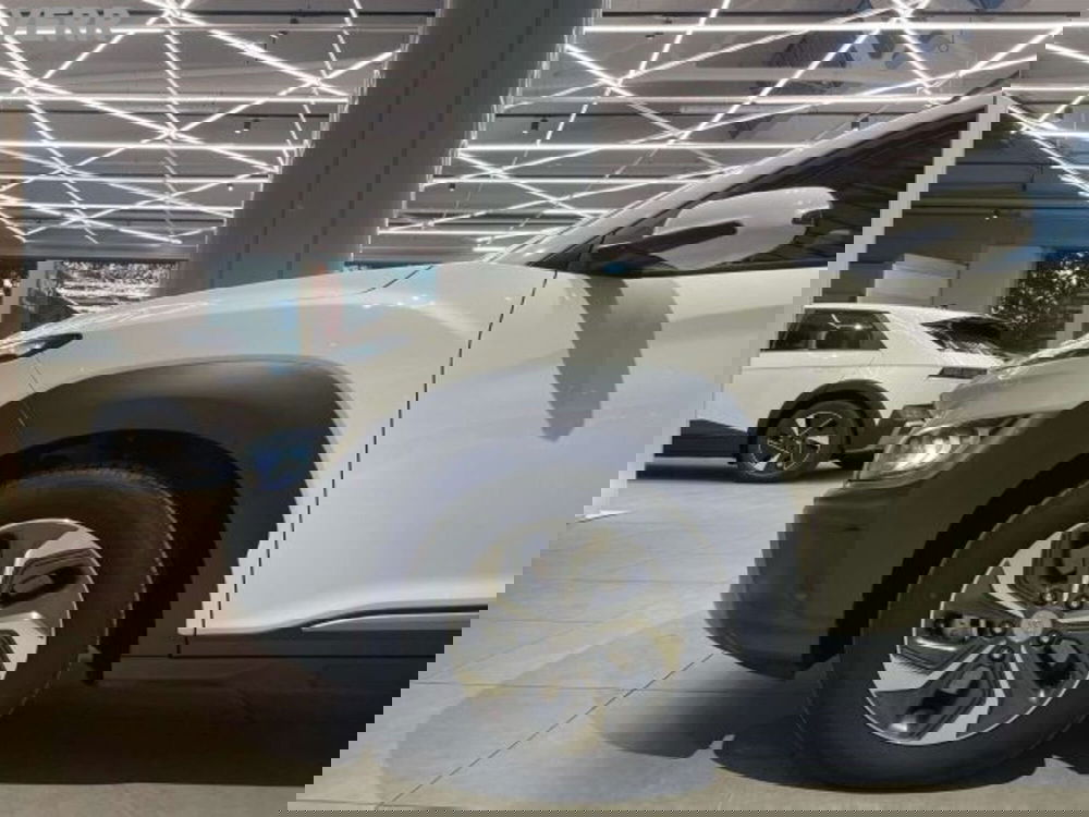 Hyundai Kona usata a Milano (4)