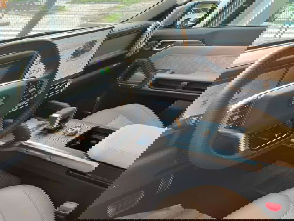 ICH-X K3 nuova a Milano (13)