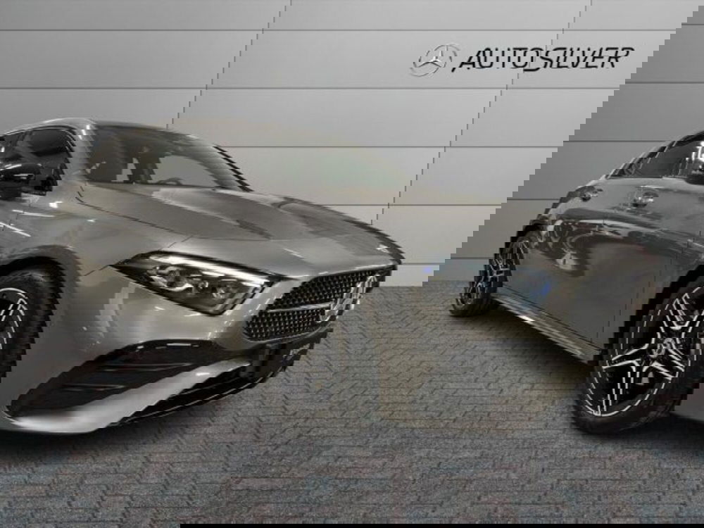 Mercedes-Benz Classe A Sedan nuova a Verona