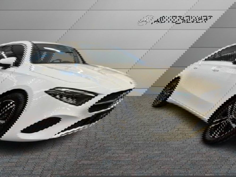 Mercedes-Benz Classe A Sedan nuova a Verona