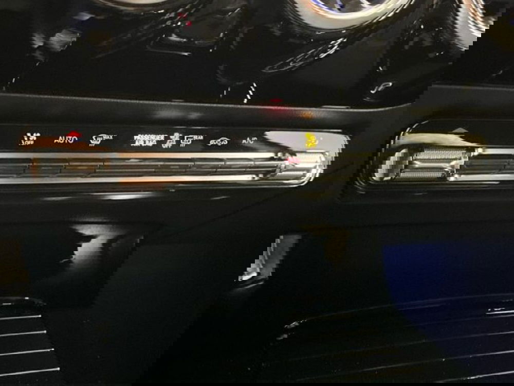 Mercedes-Benz Classe A Sedan nuova a Verona (14)