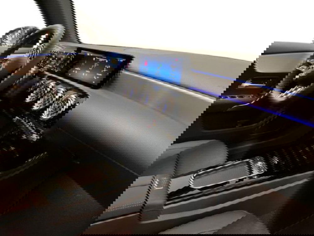 Mercedes-Benz Classe A Sedan nuova a Verona (15)