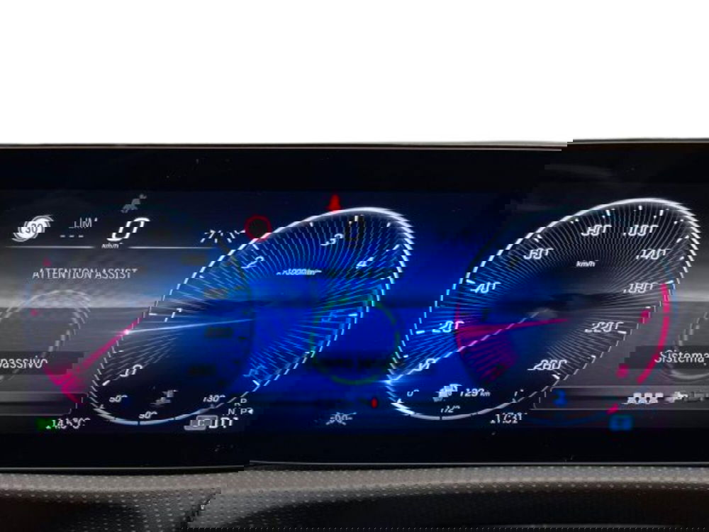 Mercedes-Benz Classe A Sedan nuova a Verona (8)