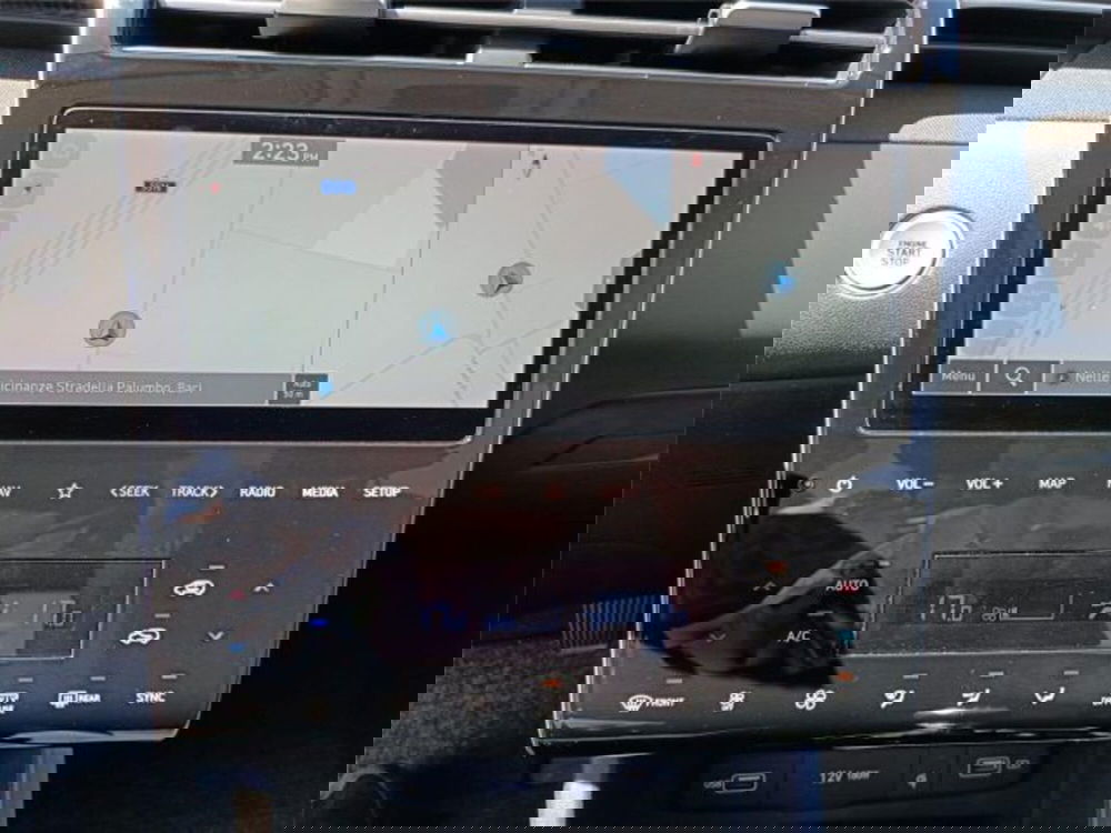 Hyundai Tucson usata a Bari (17)