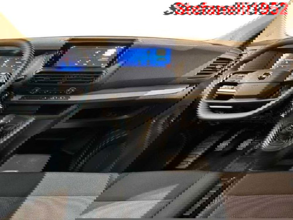 Opel Vivaro Furgone nuova a Bologna (13)