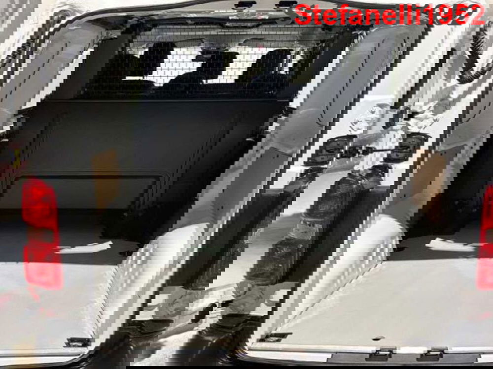 Opel Vivaro Furgone nuova a Bologna (7)