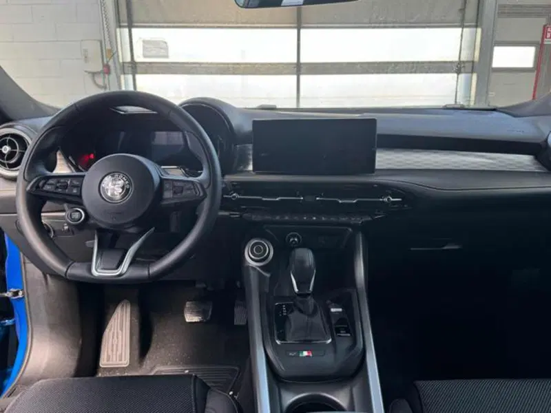 Alfa Romeo Tonale nuova a Vercelli (11)