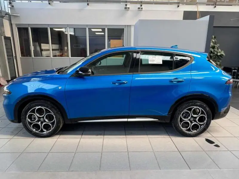 Alfa Romeo Tonale nuova a Vercelli (4)