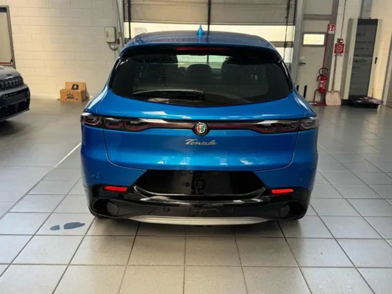 Alfa Romeo Tonale nuova a Vercelli (6)