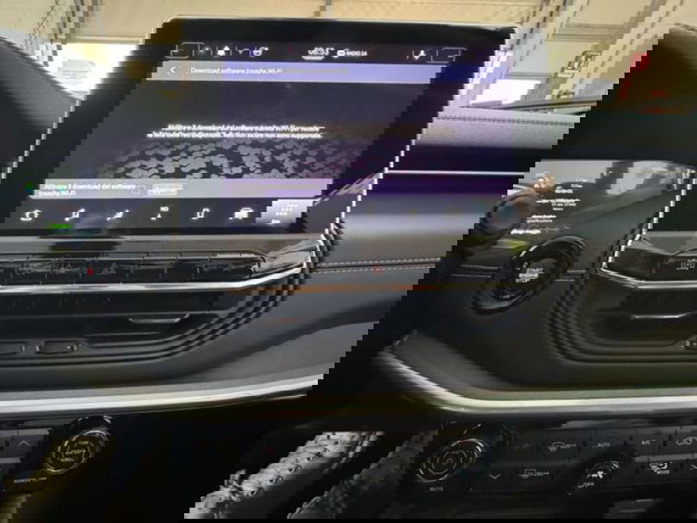 Jeep Compass nuova a Vercelli (14)