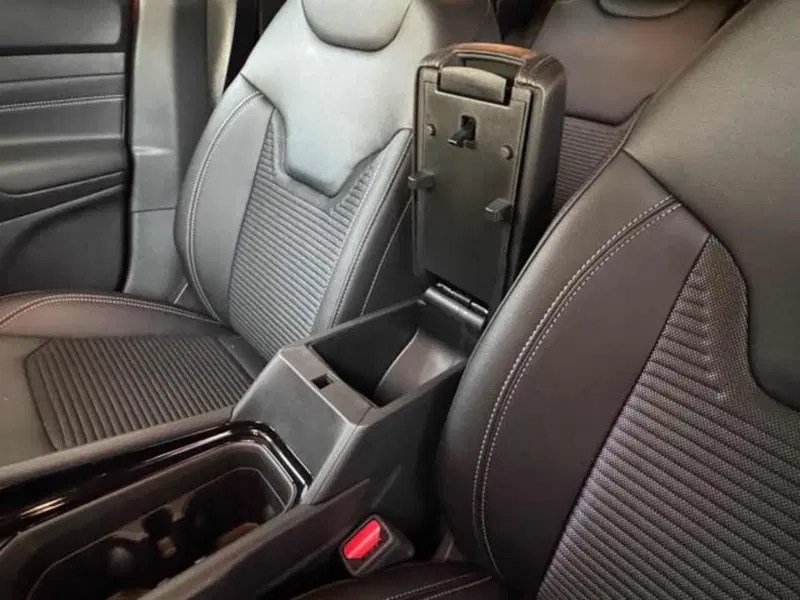 Jeep Compass nuova a Vercelli (18)