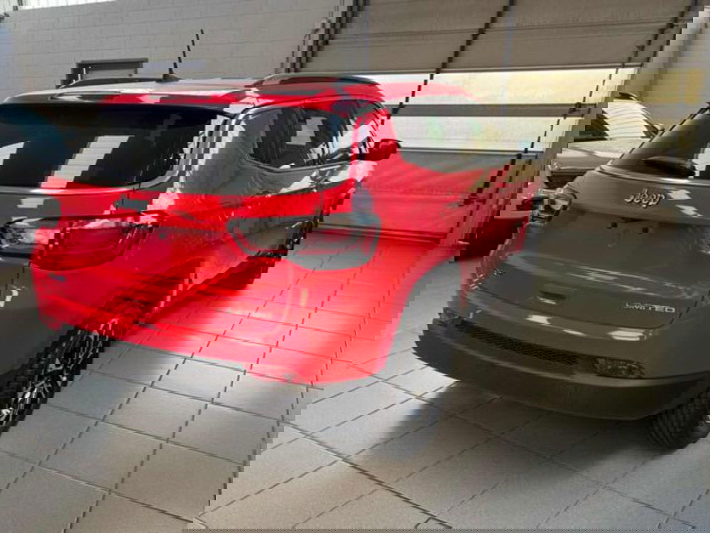 Jeep Compass nuova a Vercelli (7)