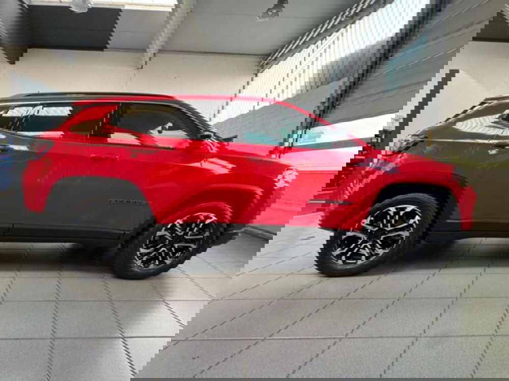 Jeep Compass nuova a Vercelli (8)