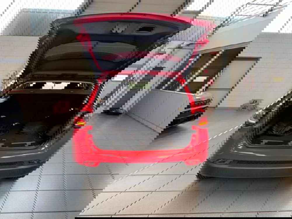 Jeep Compass nuova a Vercelli (9)