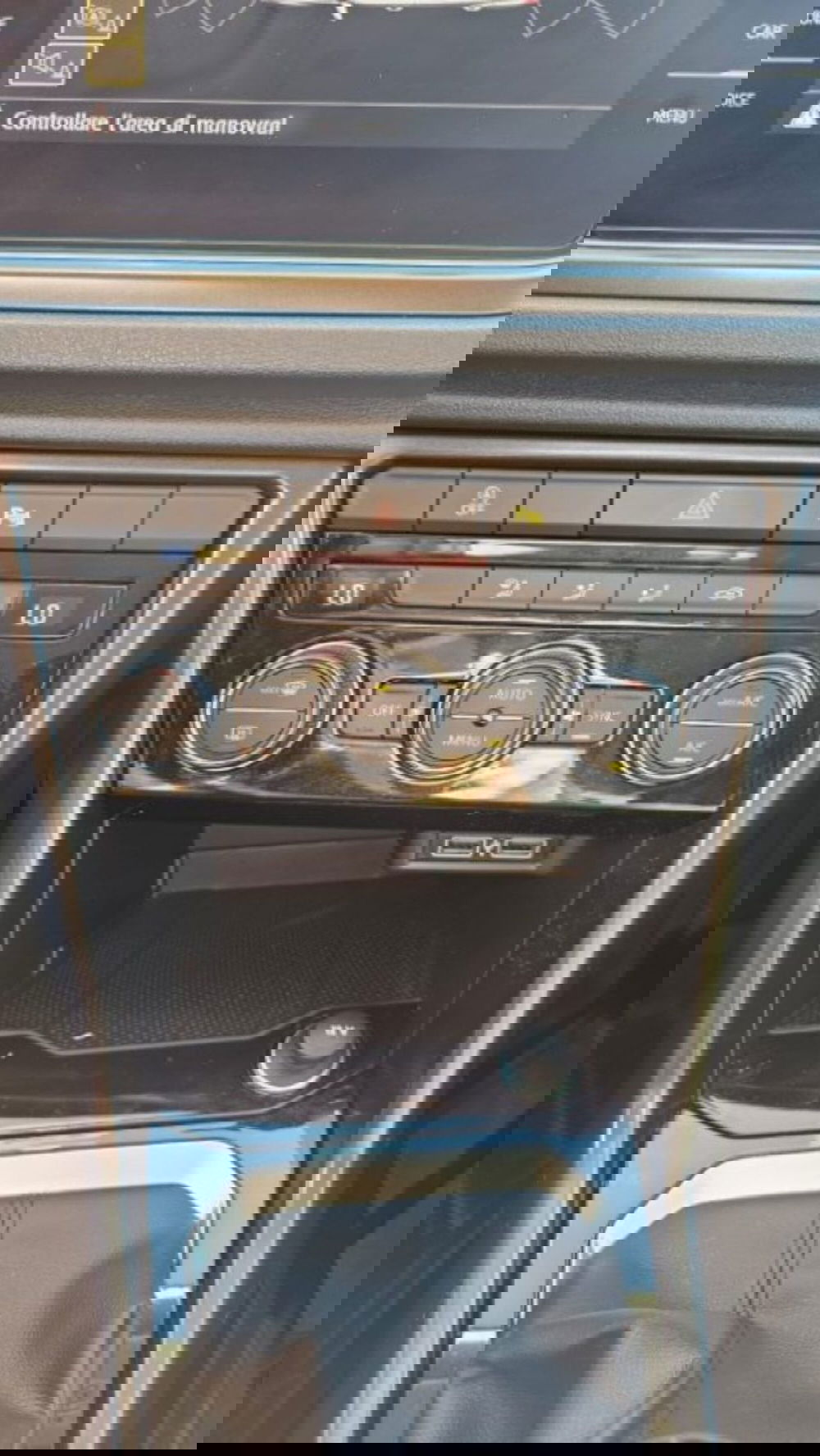 Volkswagen T-Roc usata a Lucca (12)